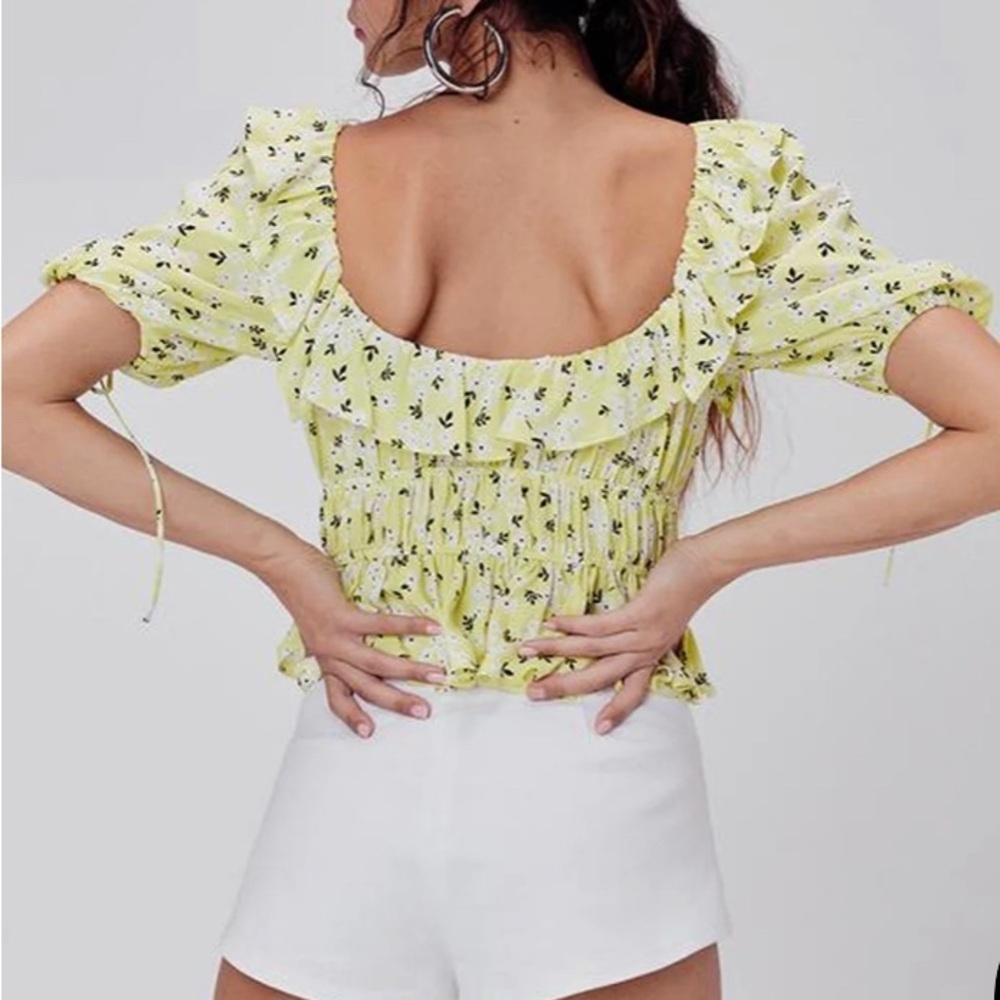 Floral Ruffle Yellow Top - Picture 3 of 5